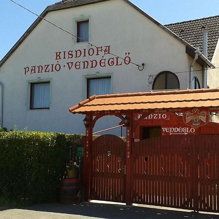 Kisdiofa Panzio Es Vendeglo Bed and Breakfast Vajdácska Eksteriør billede