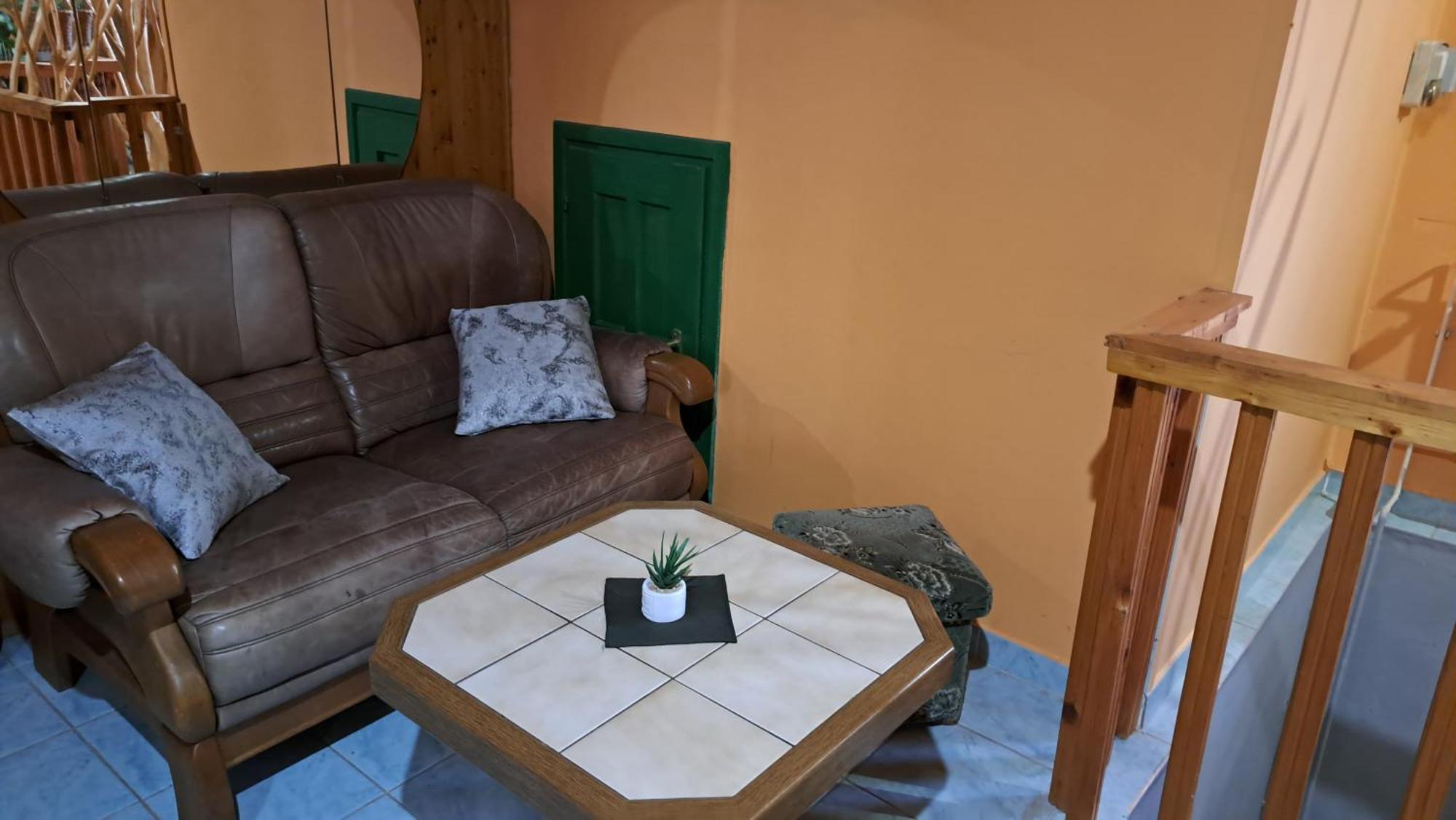 Kisdiofa Panzio Es Vendeglo Bed and Breakfast Vajdácska Eksteriør billede