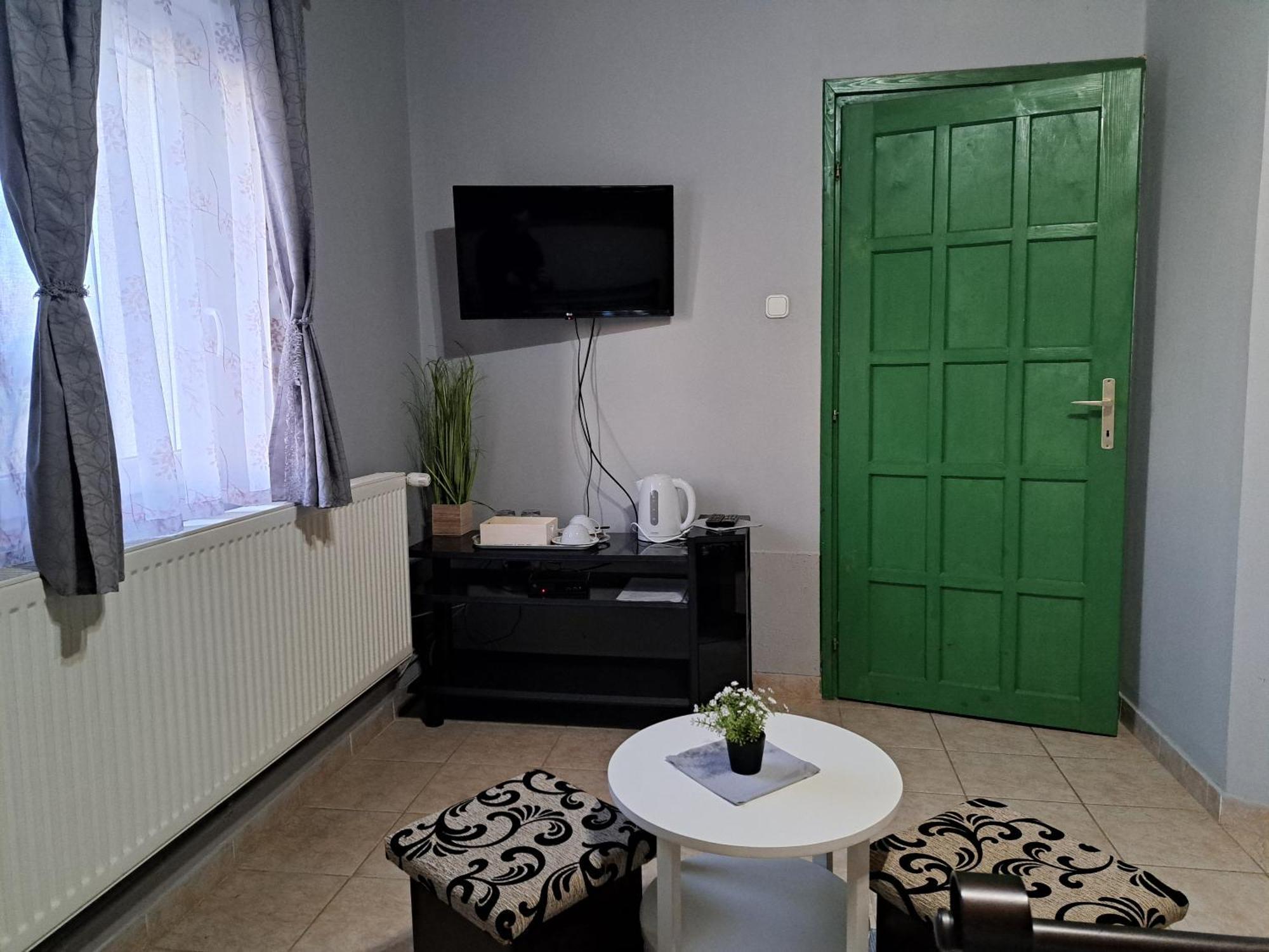 Kisdiofa Panzio Es Vendeglo Bed and Breakfast Vajdácska Eksteriør billede