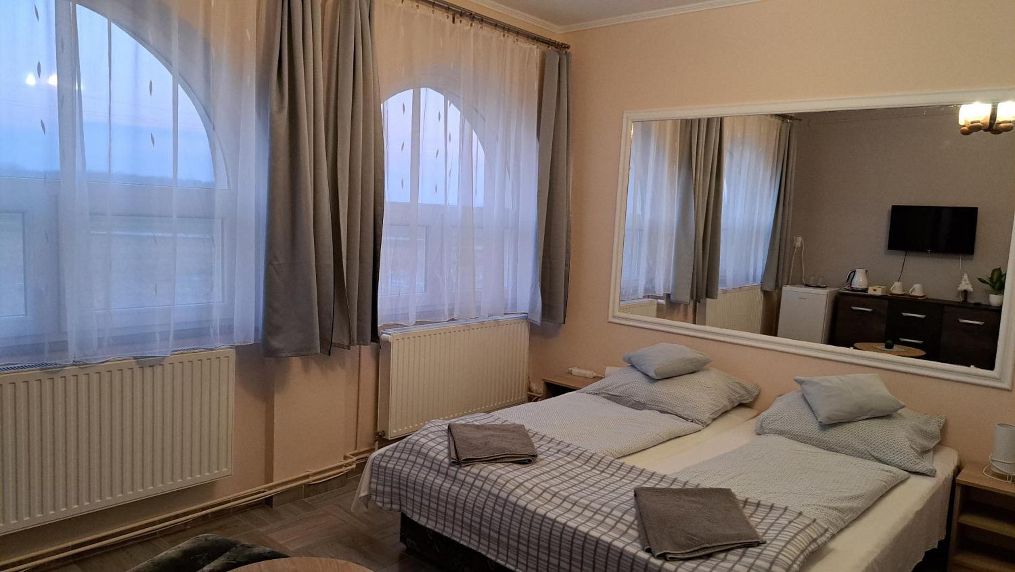 Kisdiofa Panzio Es Vendeglo Bed and Breakfast Vajdácska Eksteriør billede