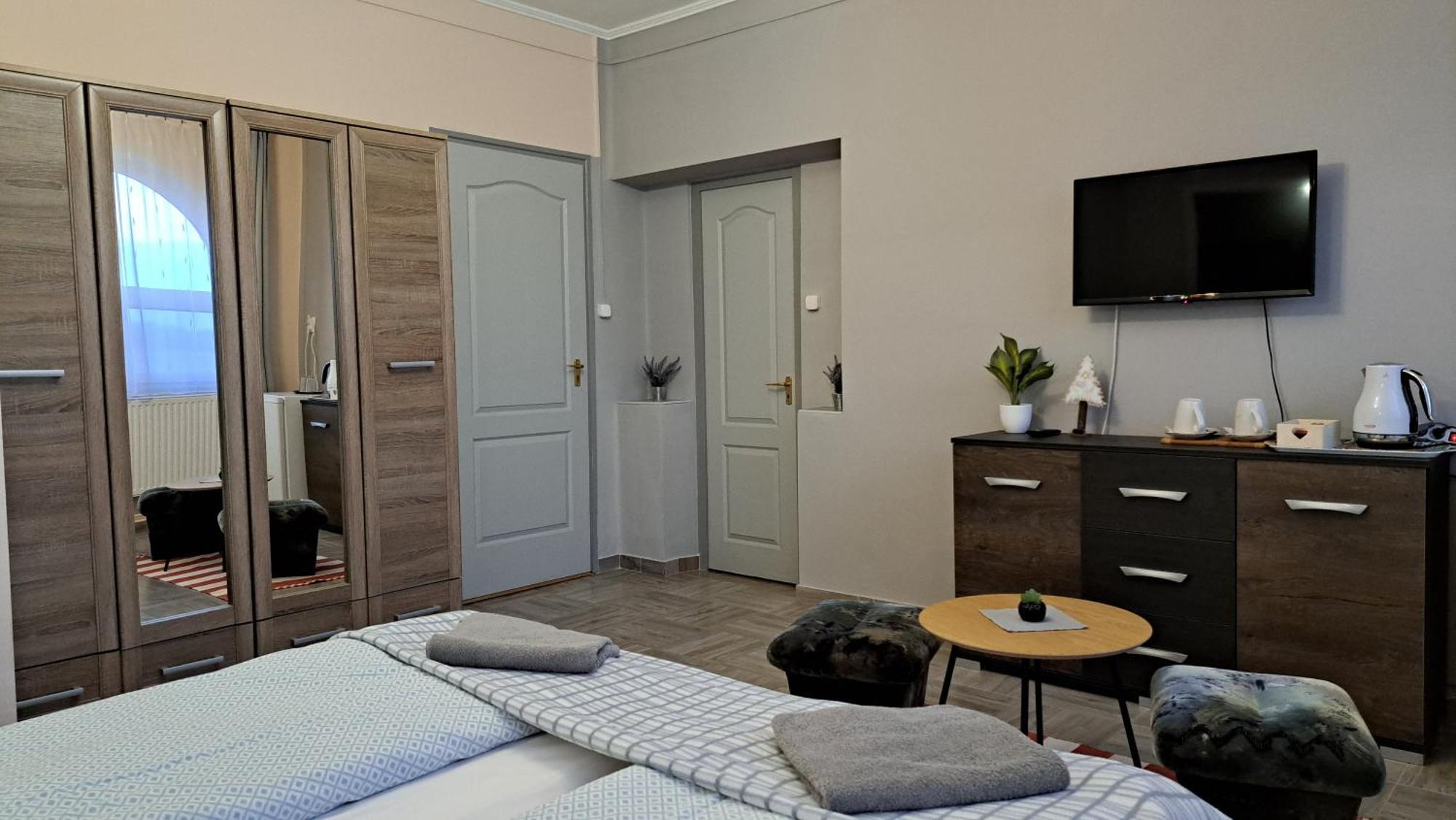 Kisdiofa Panzio Es Vendeglo Bed and Breakfast Vajdácska Eksteriør billede