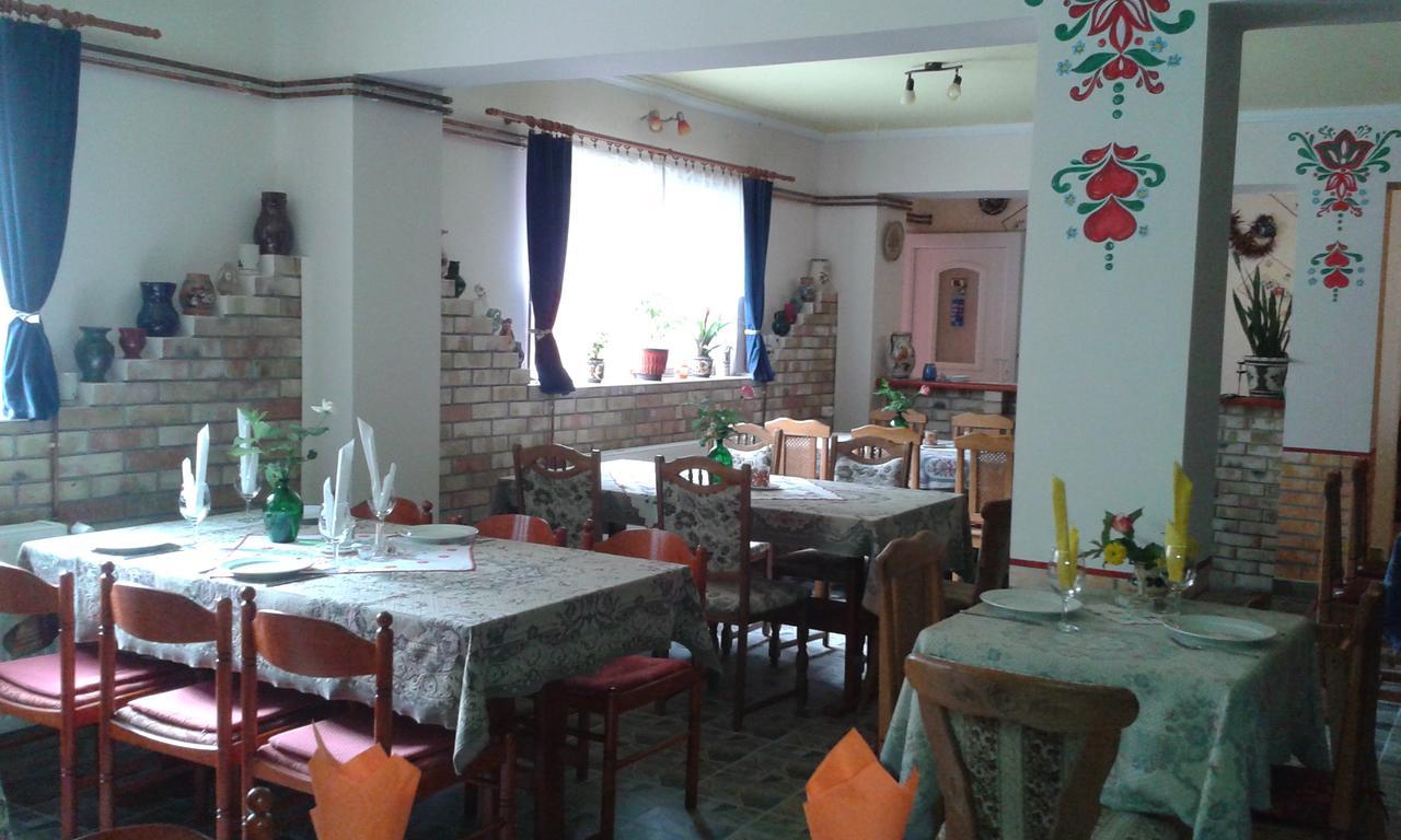 Kisdiofa Panzio Es Vendeglo Bed and Breakfast Vajdácska Eksteriør billede