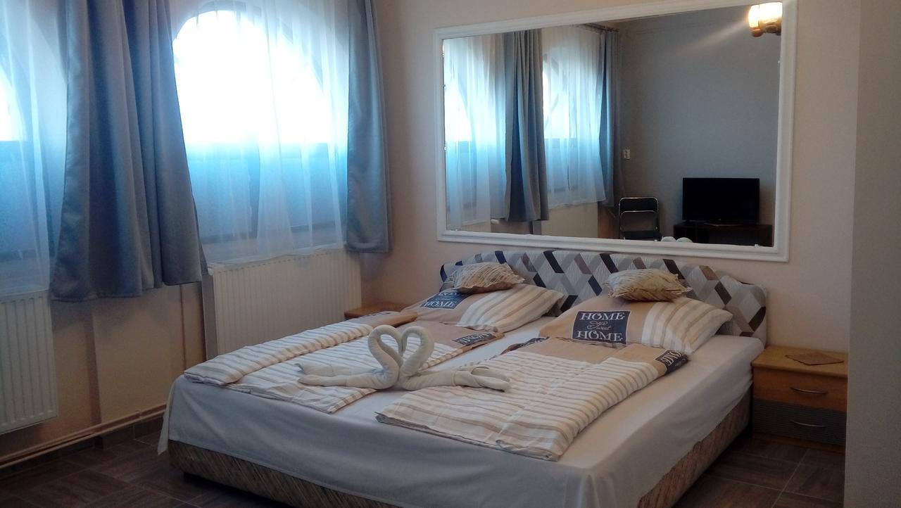 Kisdiofa Panzio Es Vendeglo Bed and Breakfast Vajdácska Eksteriør billede