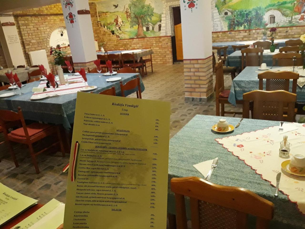 Kisdiofa Panzio Es Vendeglo Bed and Breakfast Vajdácska Eksteriør billede